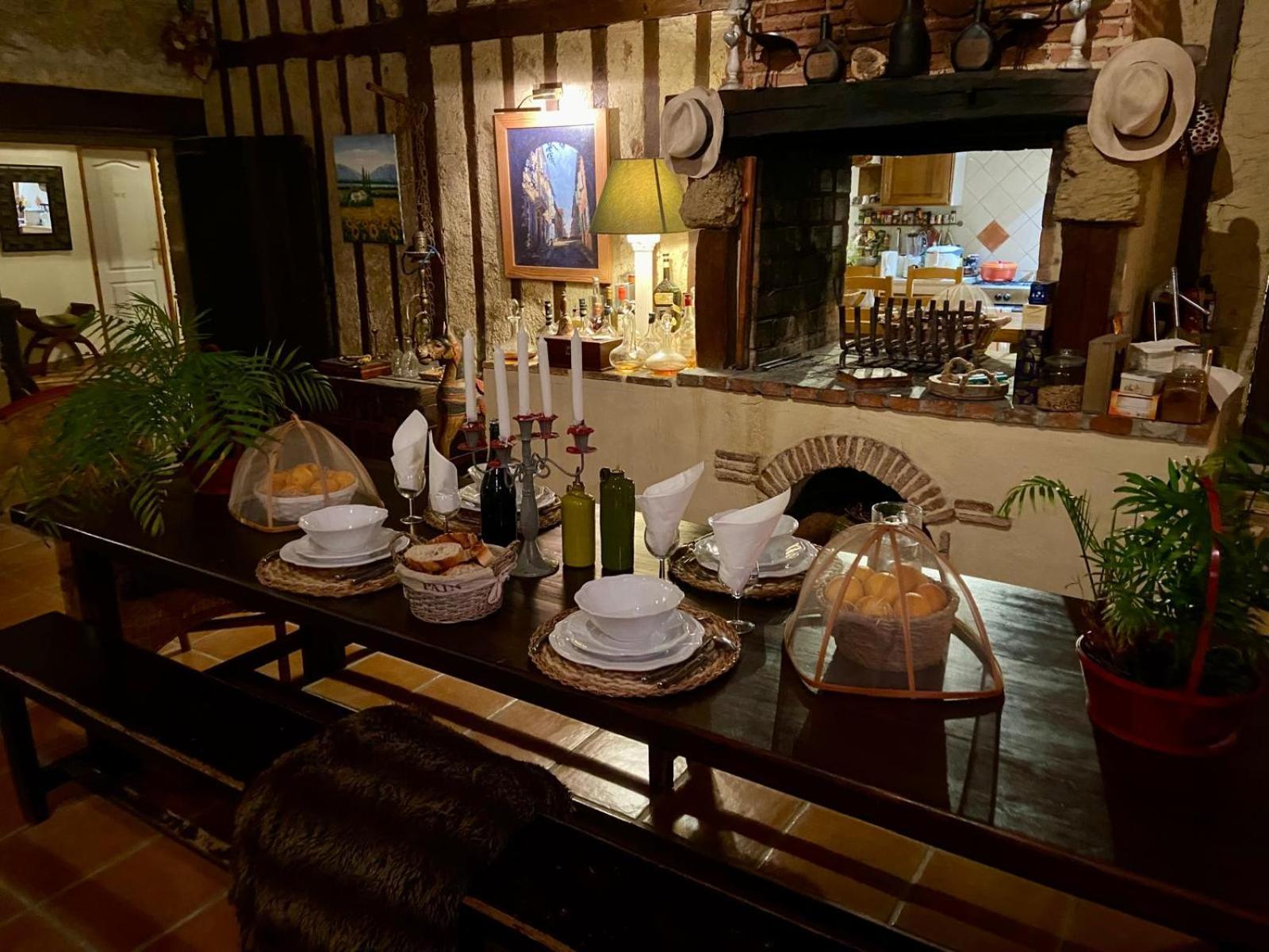 Maison D'Hotes Le Chai D'Armagnac Monguilhem Exteriör bild