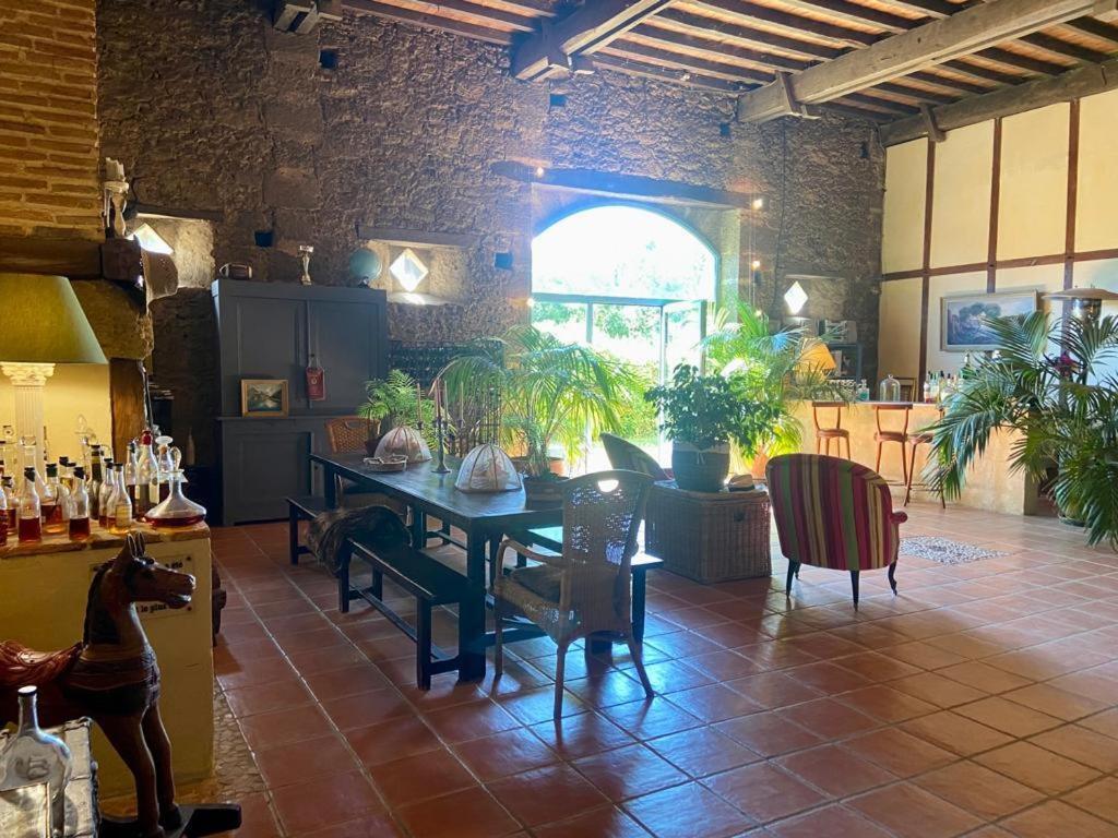 Maison D'Hotes Le Chai D'Armagnac Monguilhem Exteriör bild