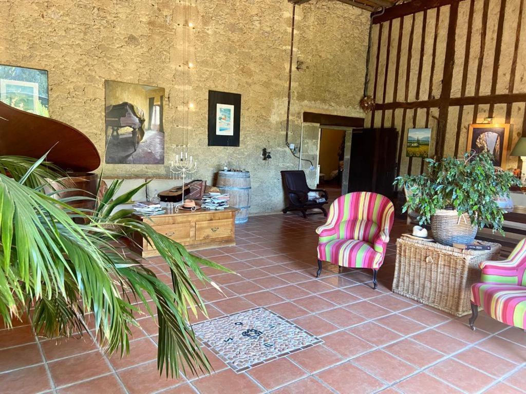 Maison D'Hotes Le Chai D'Armagnac Monguilhem Exteriör bild
